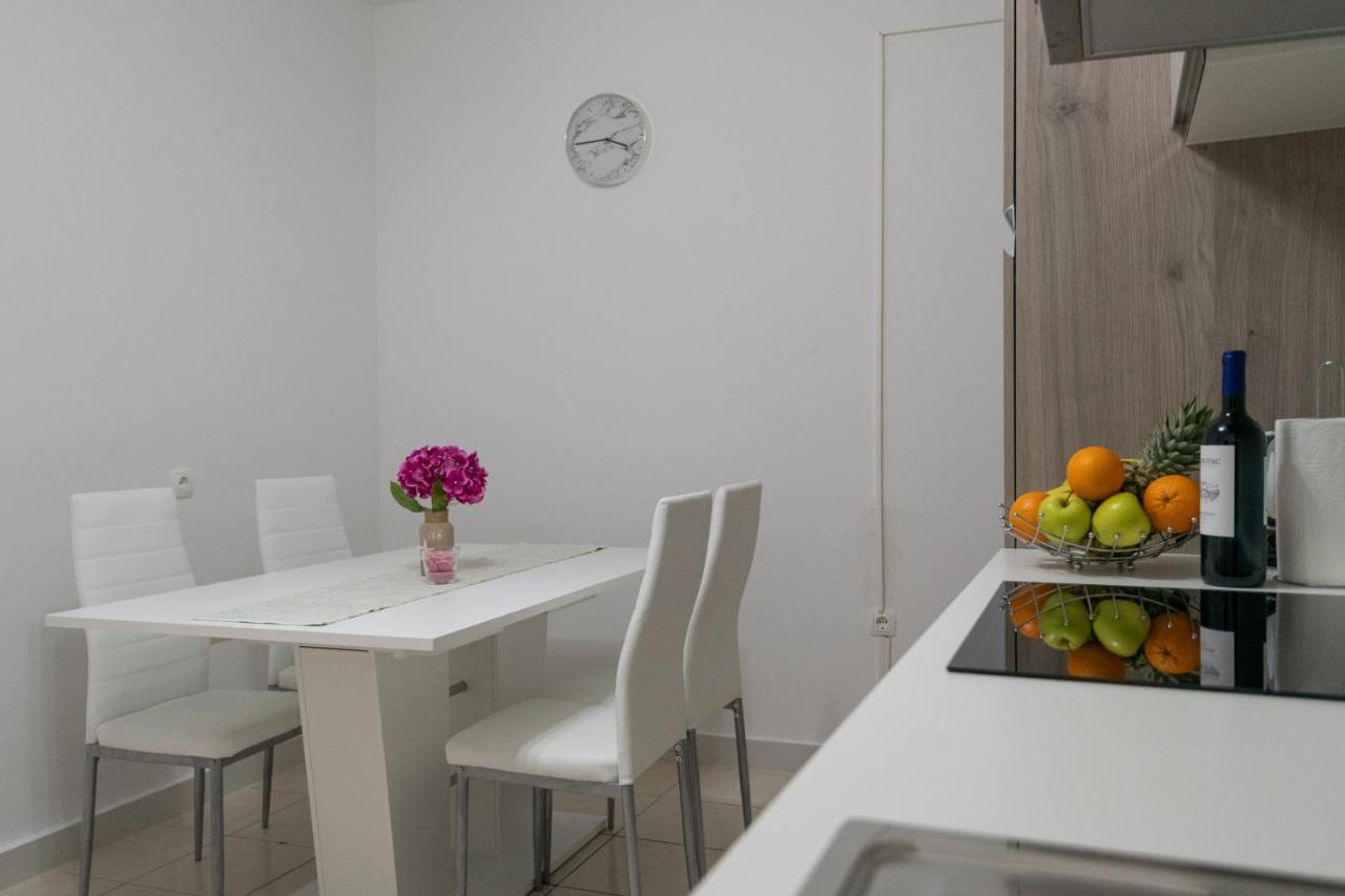 Apartman Ruza Подгора Екстер'єр фото