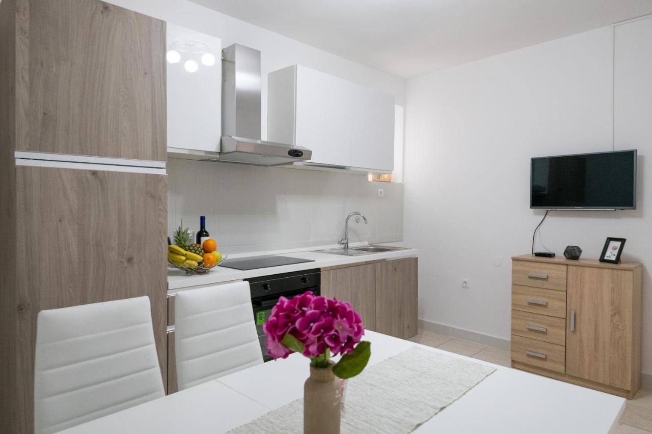 Apartman Ruza Подгора Екстер'єр фото